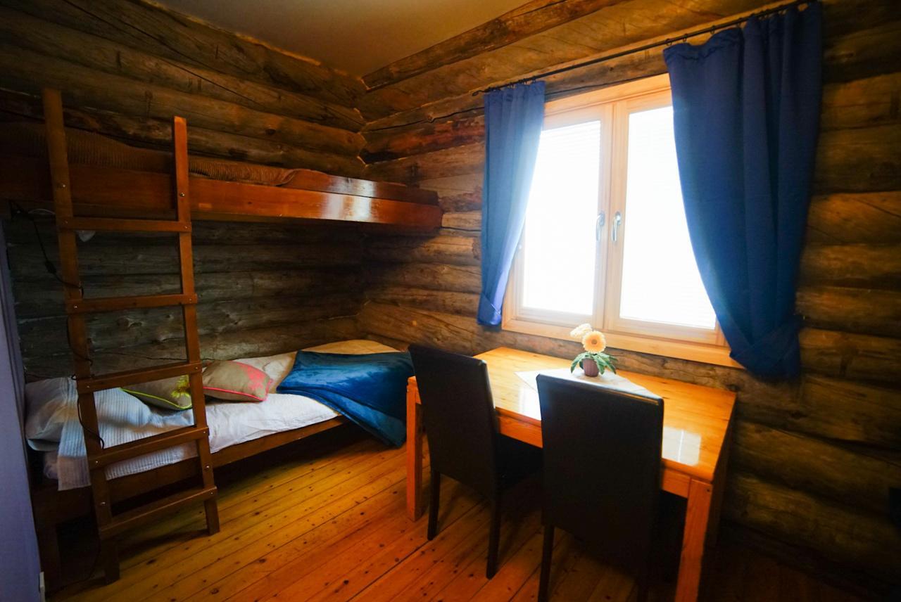 Bed and Breakfast Neljaen Tuulen Tupa Kaamanen Esterno foto