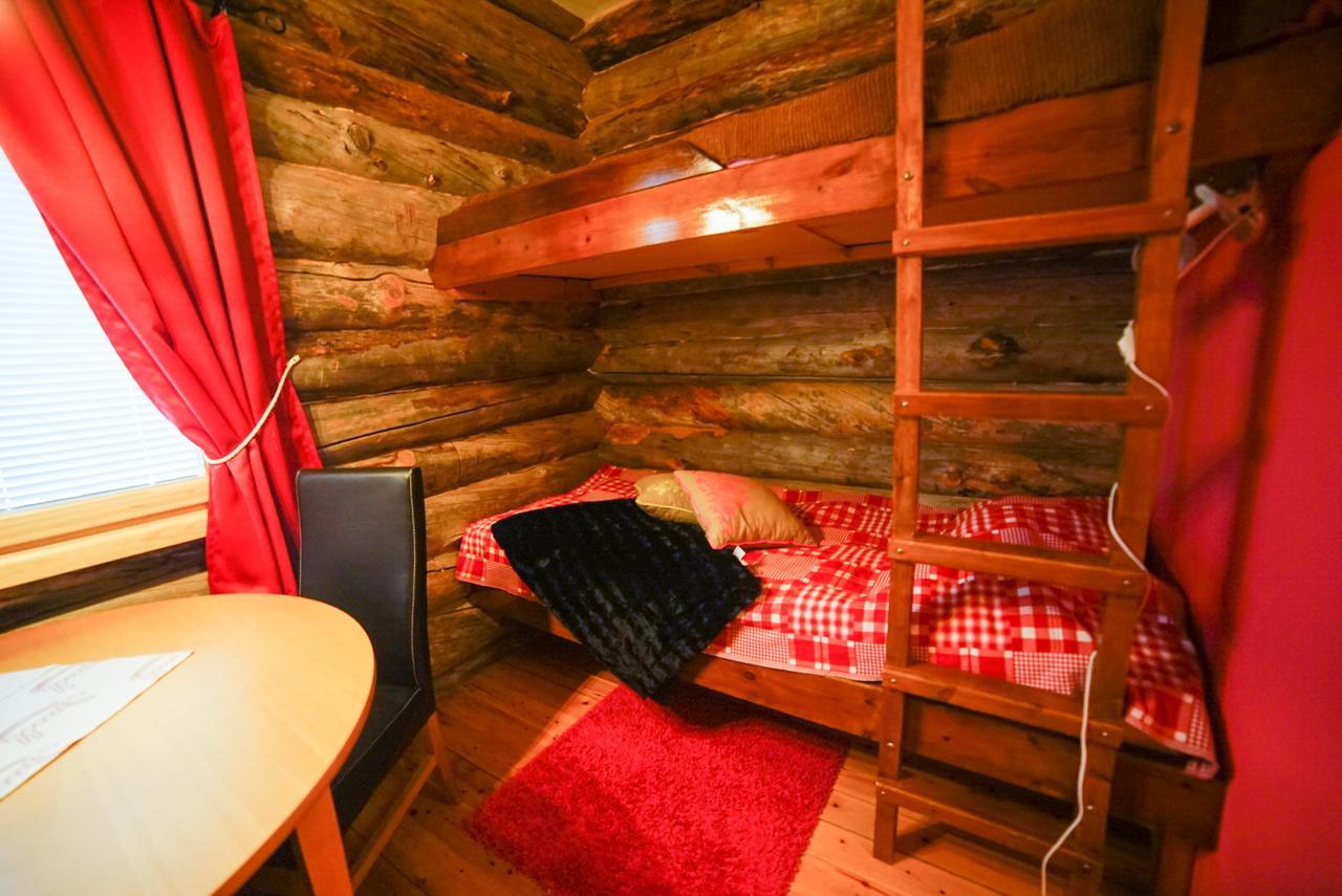 Bed and Breakfast Neljaen Tuulen Tupa Kaamanen Esterno foto