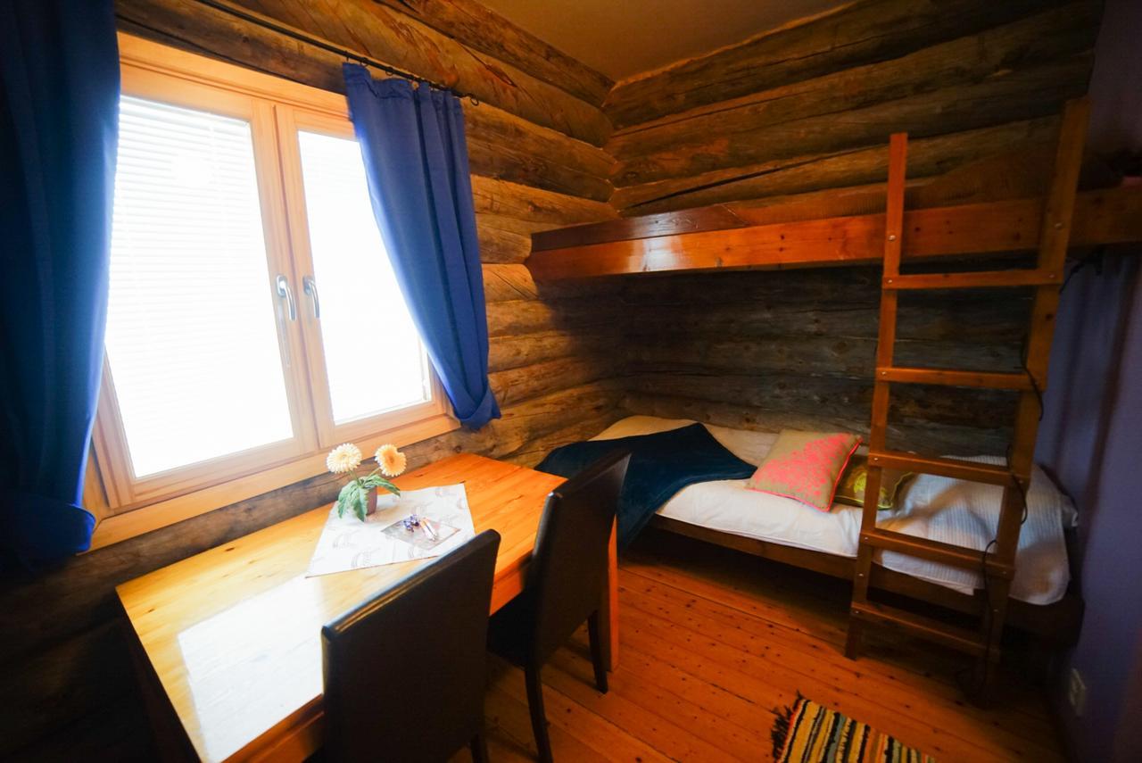 Bed and Breakfast Neljaen Tuulen Tupa Kaamanen Esterno foto